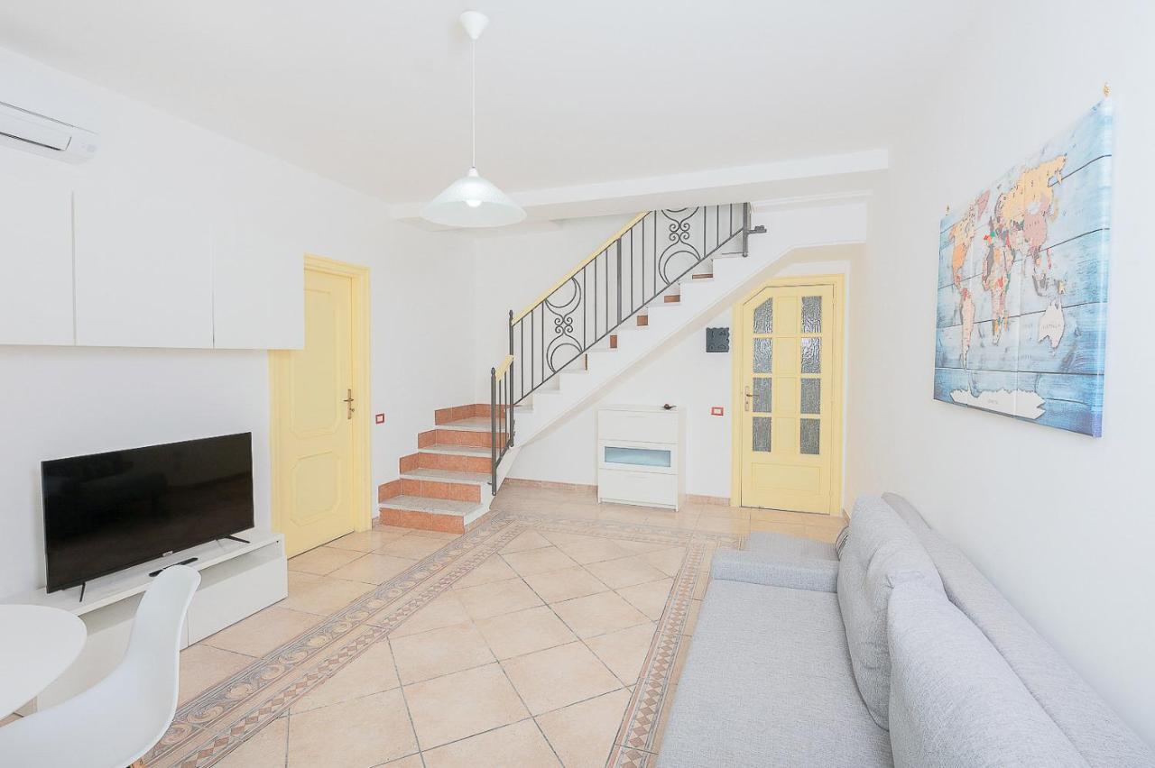 La Procidana House - Corricella Exlusive Terrace Villa Екстериор снимка