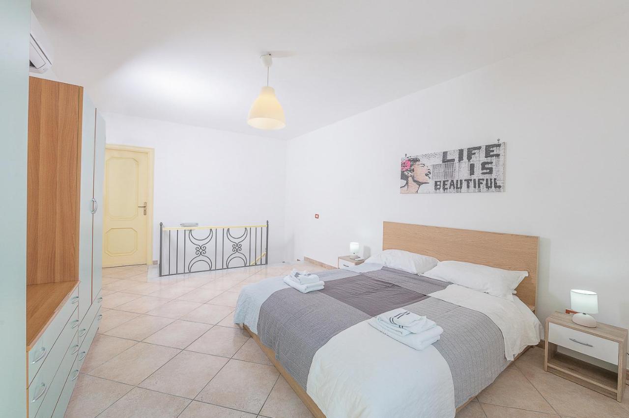 La Procidana House - Corricella Exlusive Terrace Villa Екстериор снимка