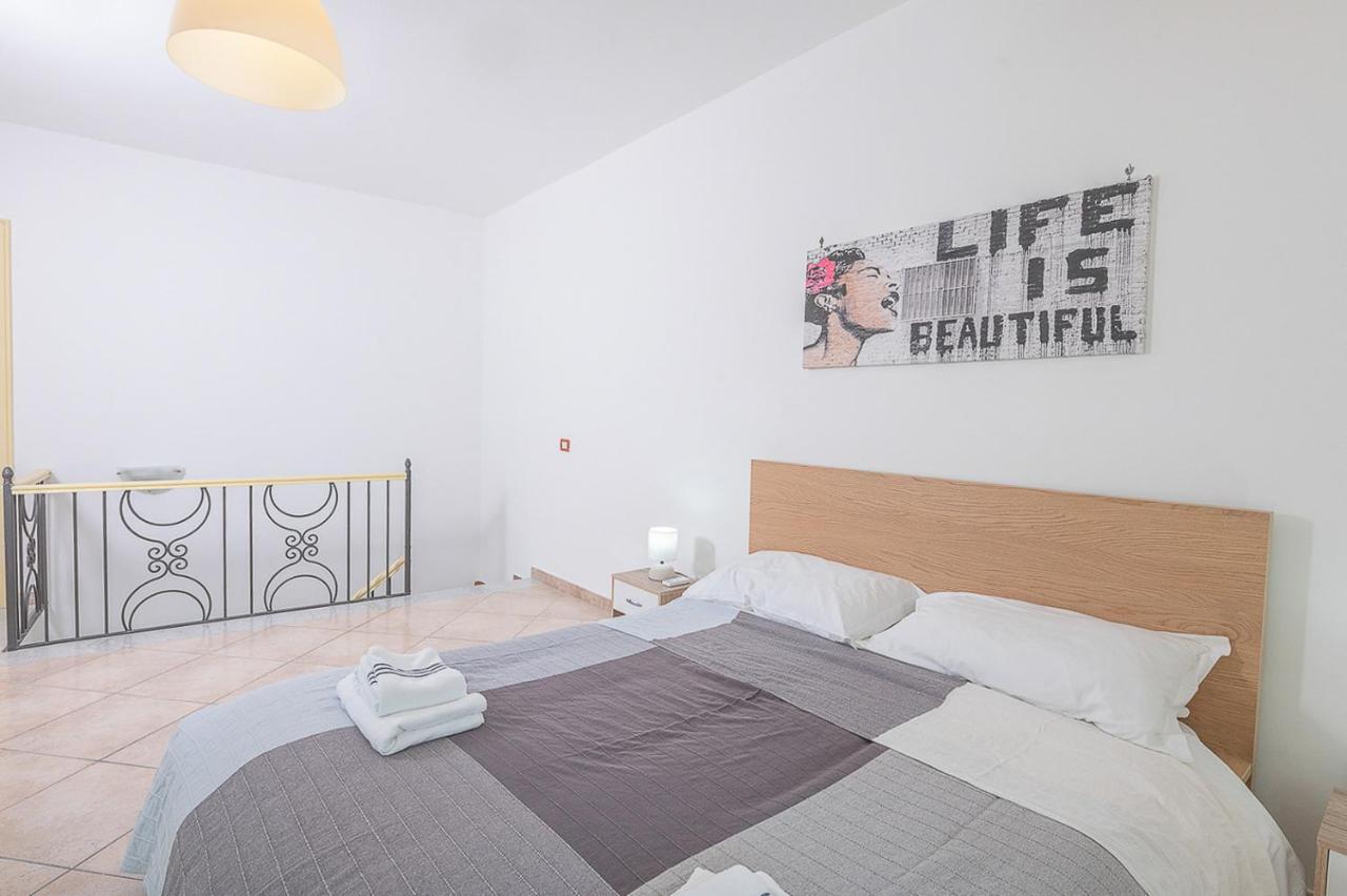 La Procidana House - Corricella Exlusive Terrace Villa Екстериор снимка